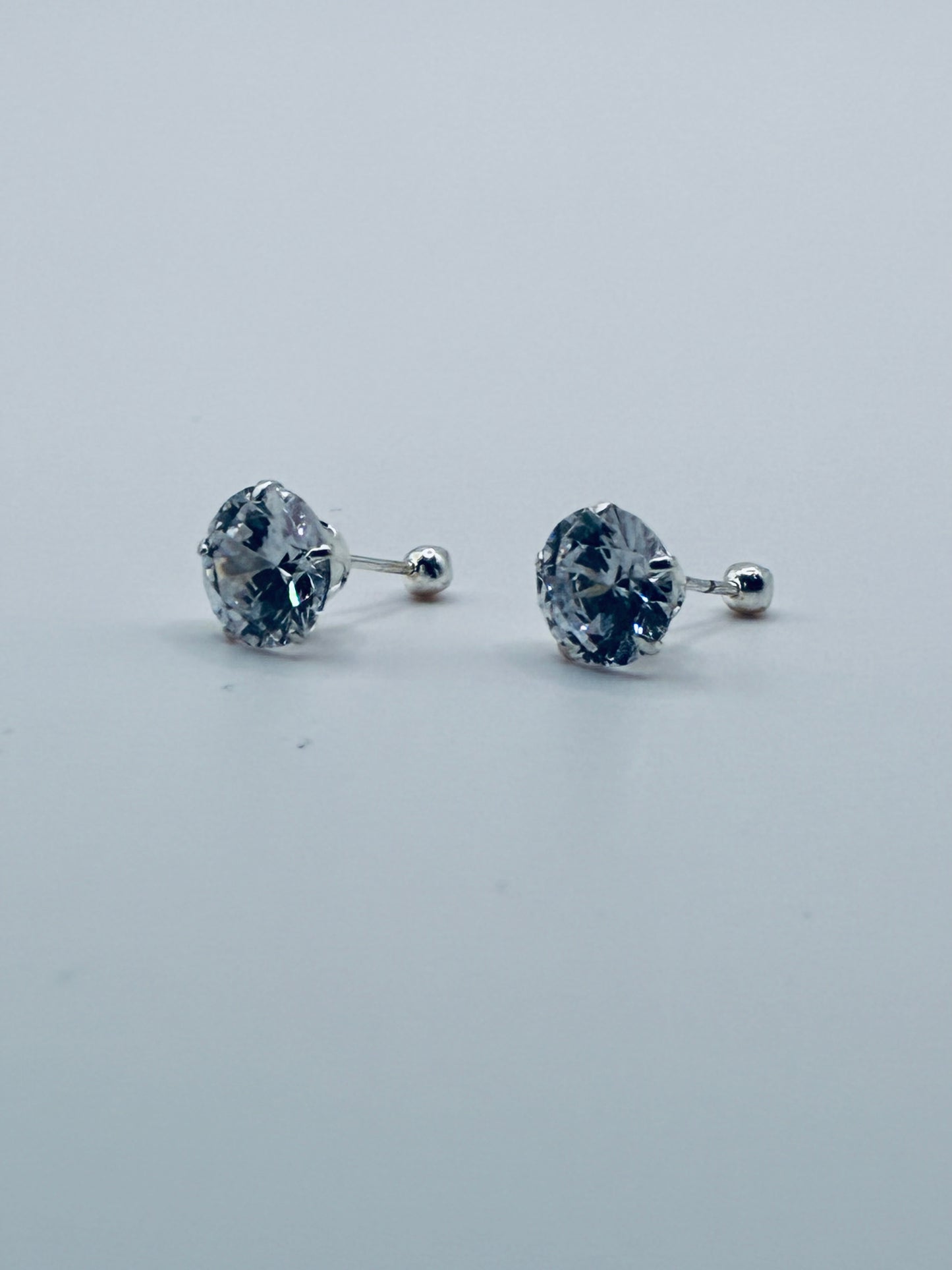 Stud Earrings “Solitario”