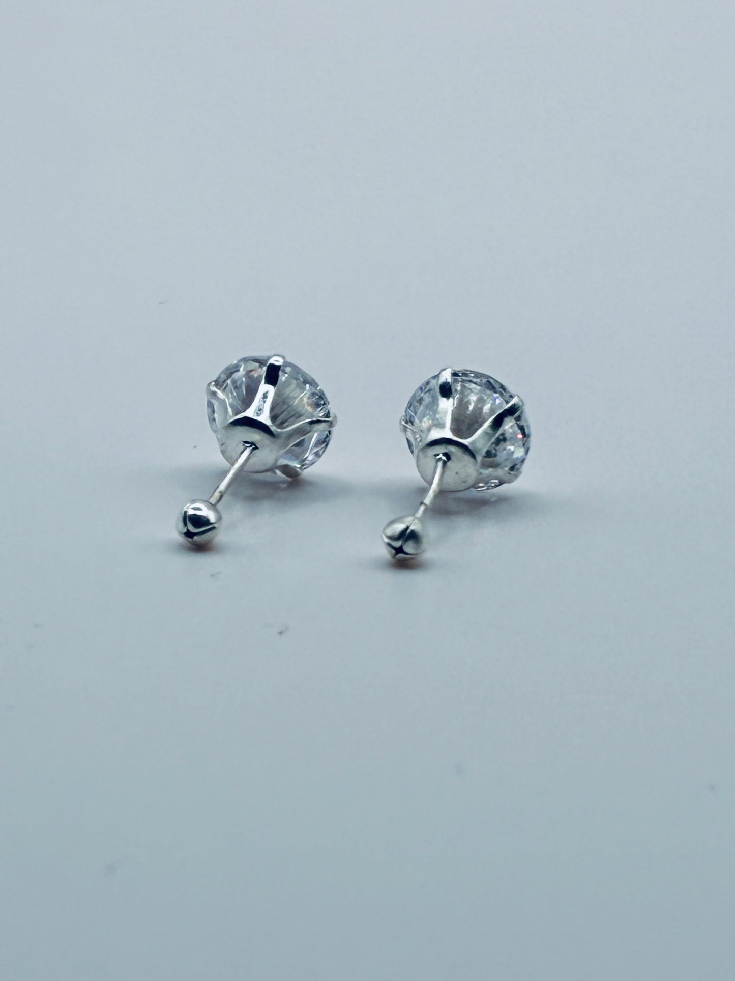 Stud Earrings “Solitario”