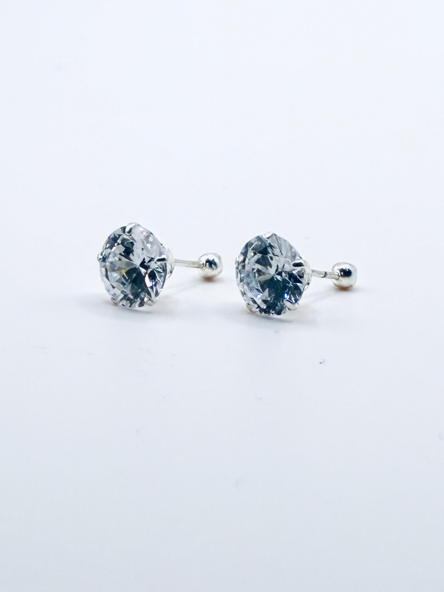 Stud Earrings “Solitario”